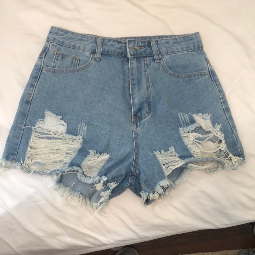 High waisted jean shorts - Picture 2 of 3